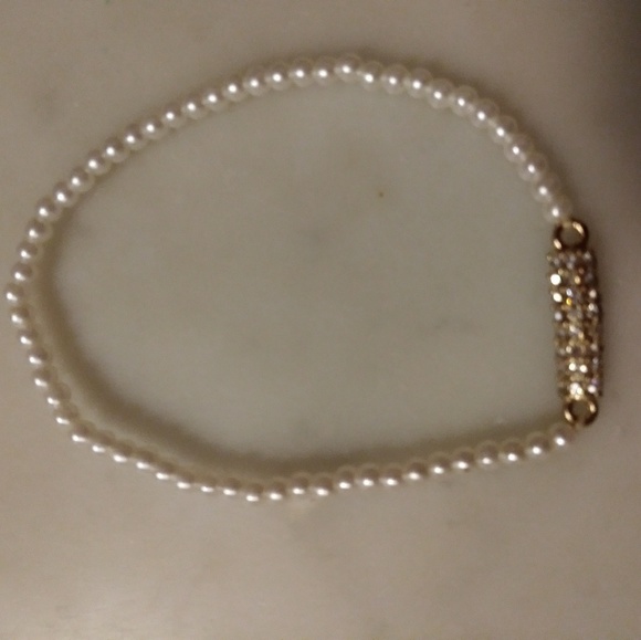 Jewelry - Pearl Bracelet